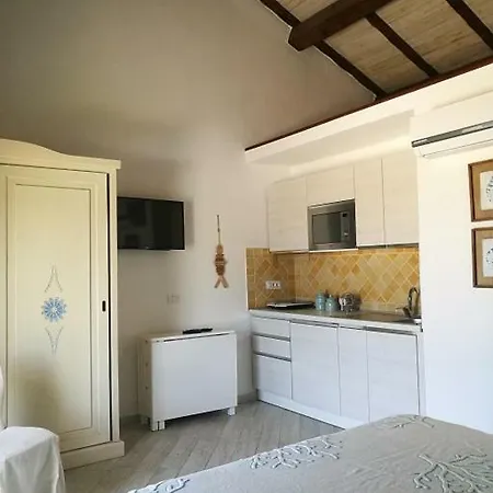 L'albero Magico Nella Campagna Gallurese Apartment *